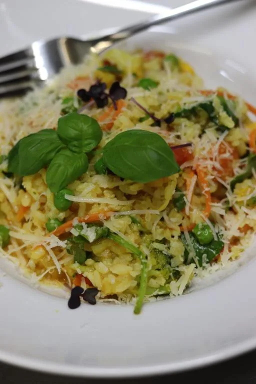 Zeleninové rizoto s parmezánom